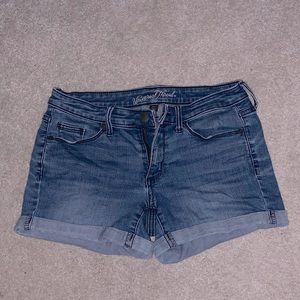 UNIVERSAL THREAD - Jean shorts